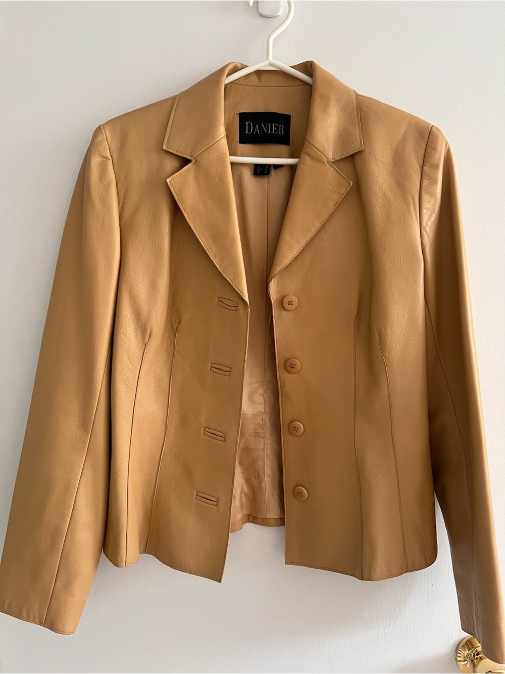 Danier Women's Tan Leather Blazer Jacket